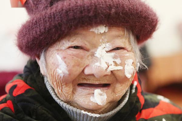 十分驚險(xiǎn)！劉晨撲出日本U20女足田子夏海單刀